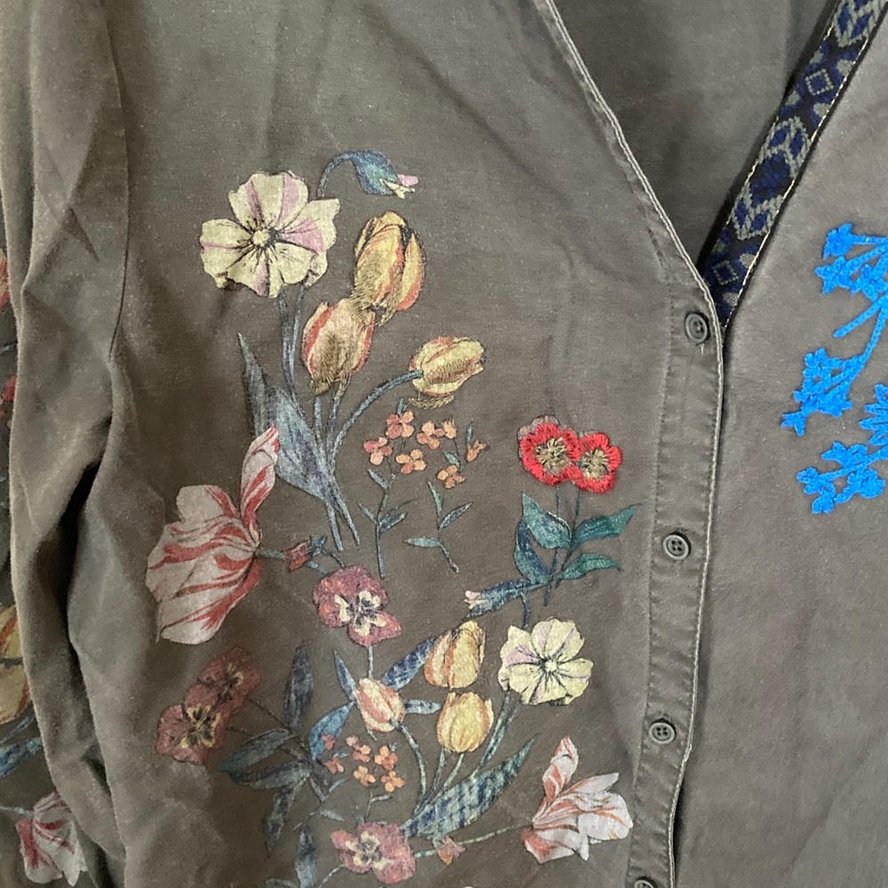 Desigual Dark Green Floral Embroidered Shirt - Picture 4 of 8